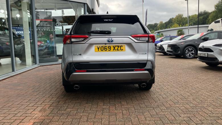 Toyota RAV4 2.5 VVT-i Hybrid Design 5dr CVT 2WD Hybrid Estate